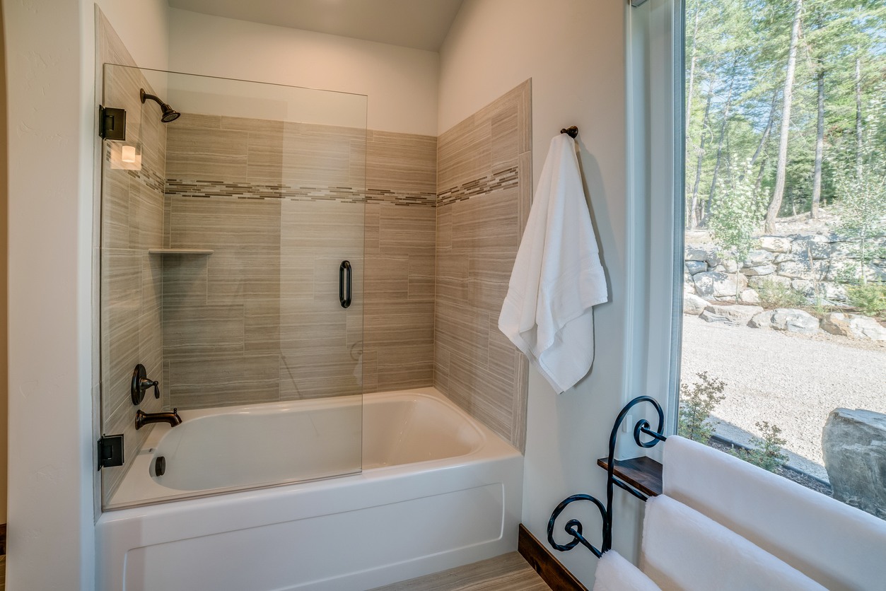 Shower & Tub Repair in North River Shores